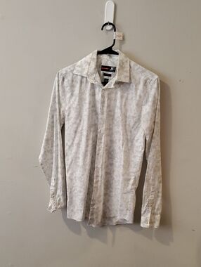 JM Collection Men's Light White Camouflage Pattern Dress Shirt